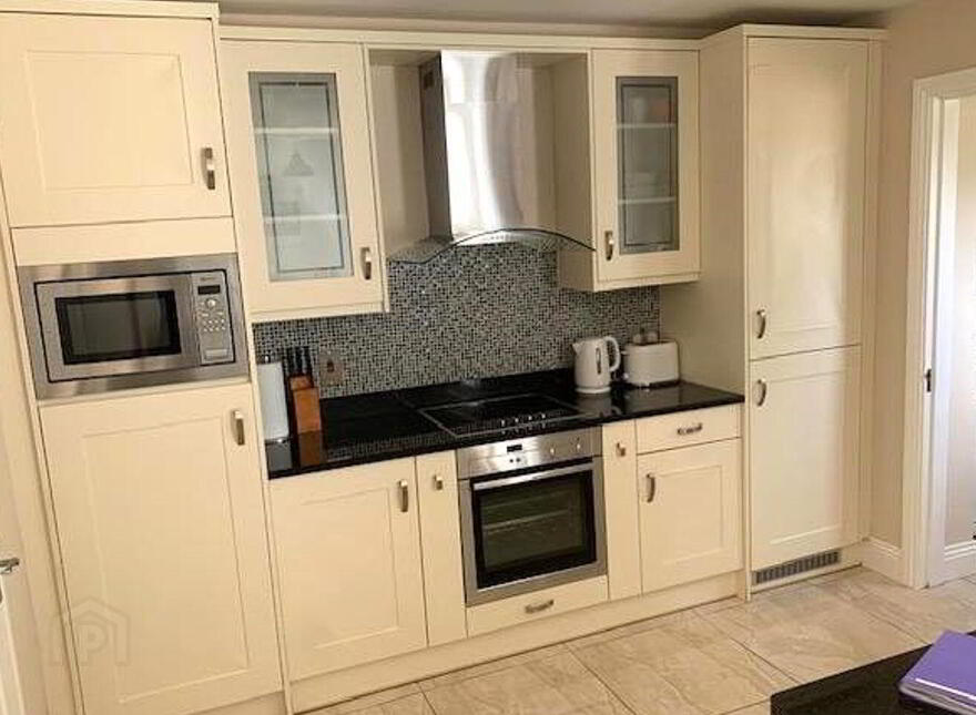 37 Tearmann Eala, Ballyloughane Road, Renmore, H91PR8W