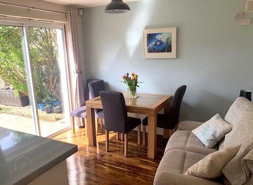 37 Tearmann Eala, Ballyloughane Road, Renmore, H91PR8W