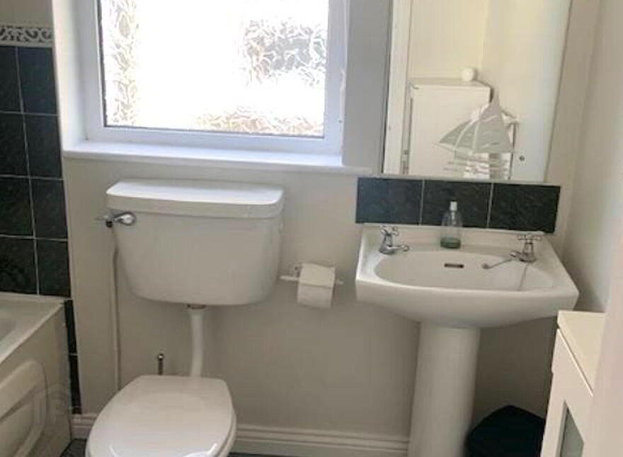 37 Tearmann Eala, Ballyloughane Road, Renmore, H91PR8W
