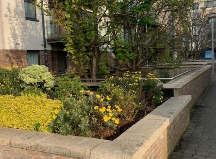 Apartment 97 Cúirt Seoige, Bohermore, H91C586