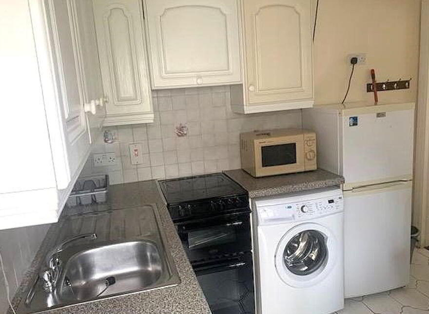 8 Cluain Airne, Clybaun Road, Knocknacarra, H91VE08