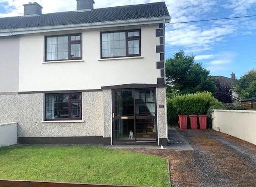 202 Lurgan Park, Murrough, Renmore, H91X70A photo