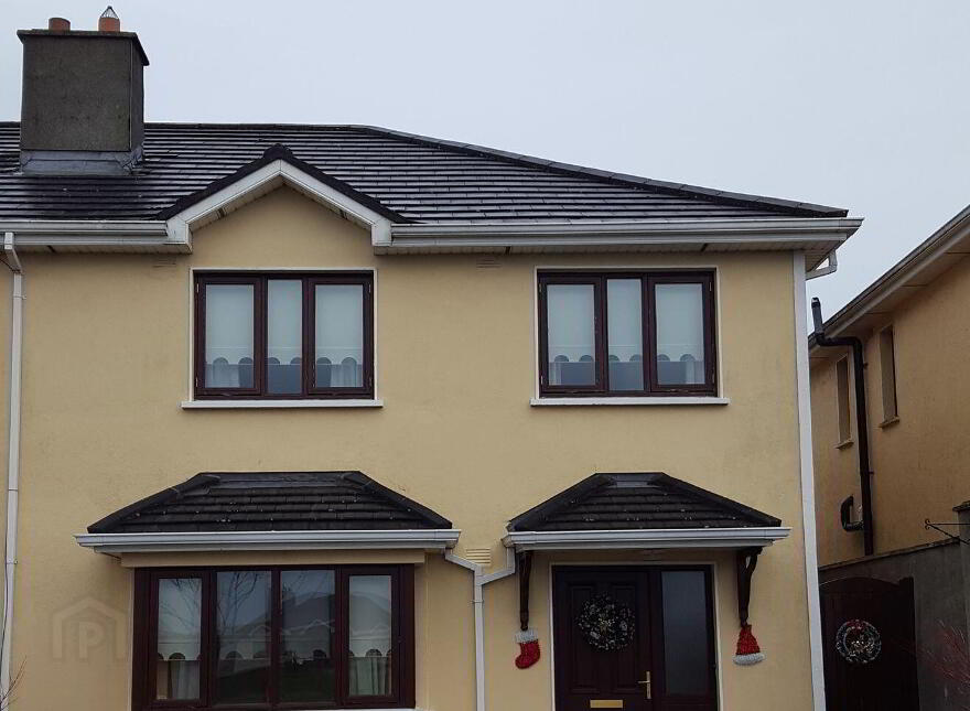 13 Garrai Ard, Banagher