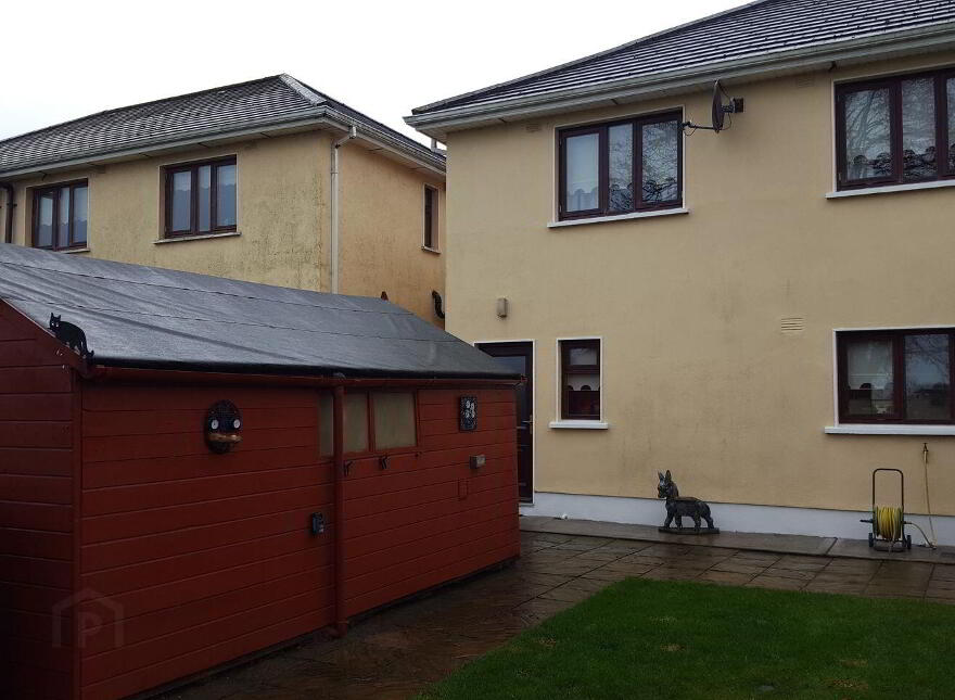 13 Garrai Ard, Banagher