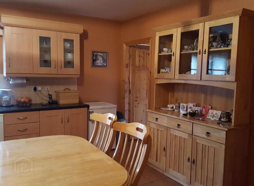 13 Garrai Ard, Banagher