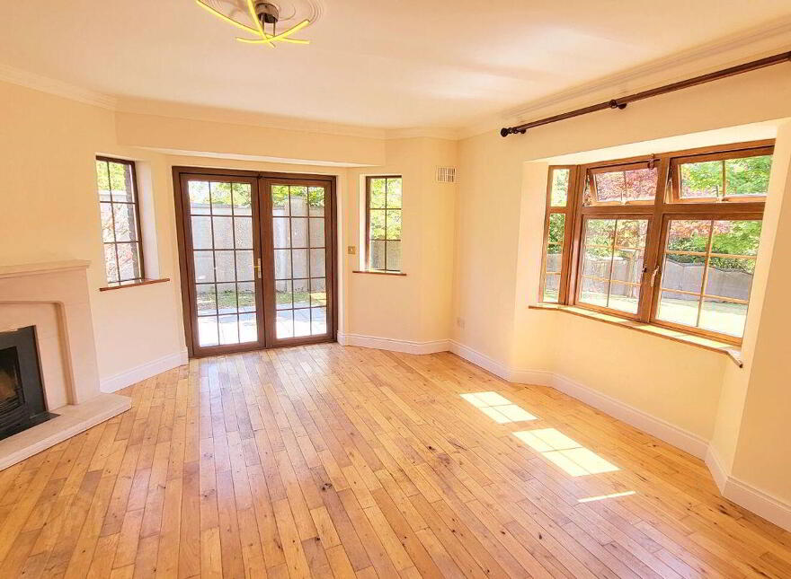 7 The Oaks, Woodlane, Birr, R42KX40