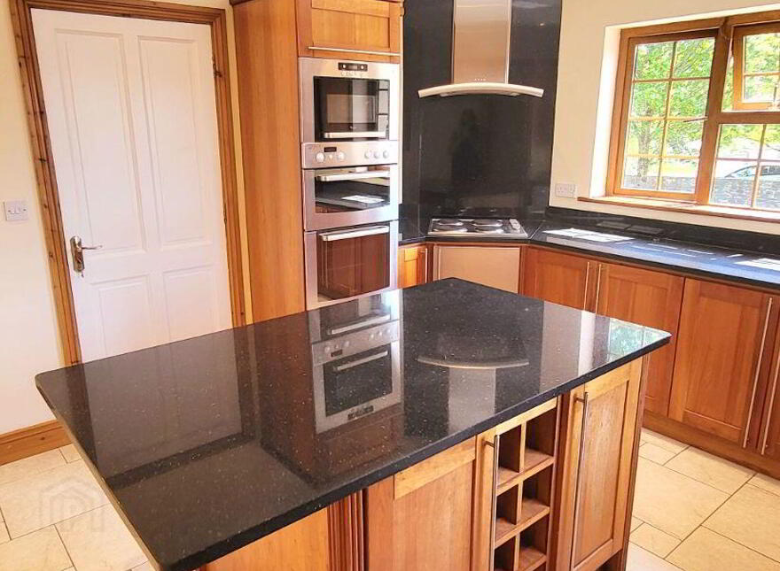 7 The Oaks, Woodlane, Birr, R42KX40