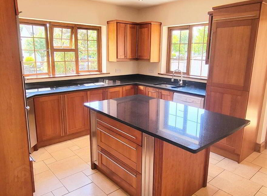 7 The Oaks, Woodlane, Birr, R42KX40