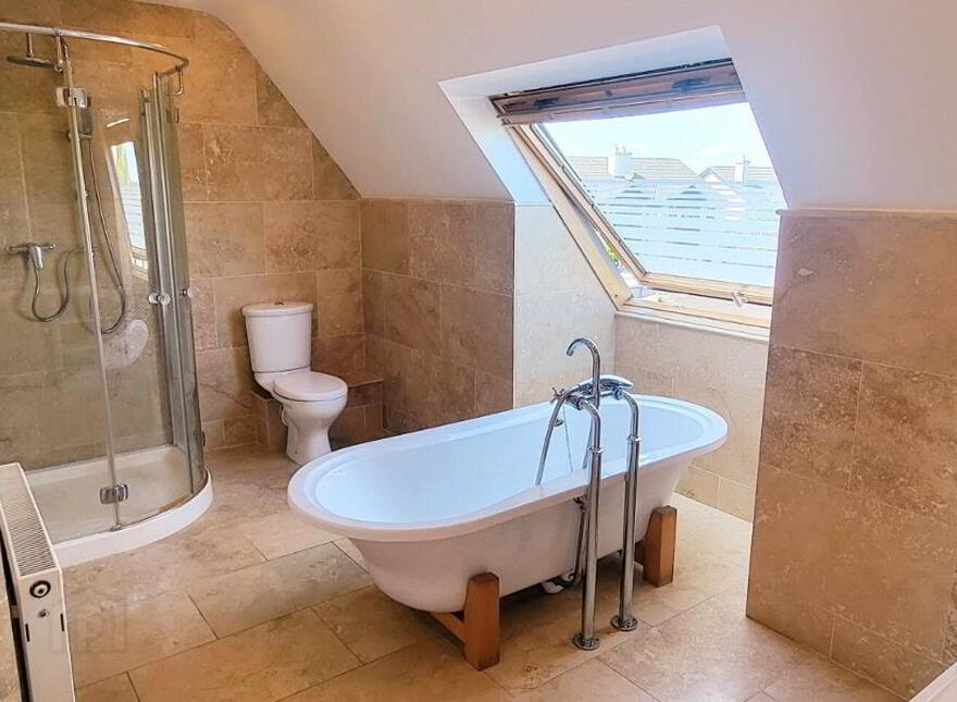 7 The Oaks, Woodlane, Birr, R42KX40