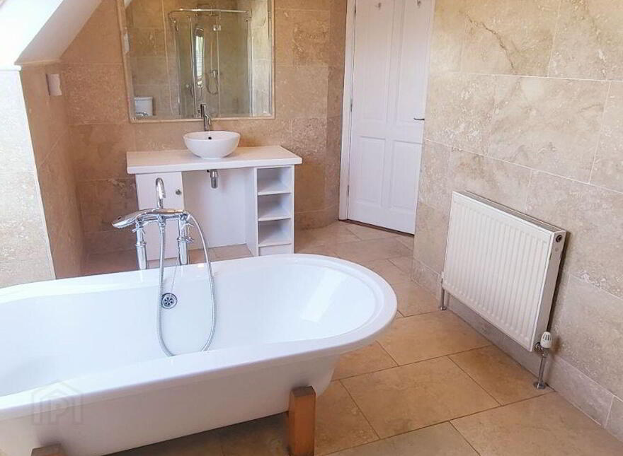 7 The Oaks, Woodlane, Birr, R42KX40
