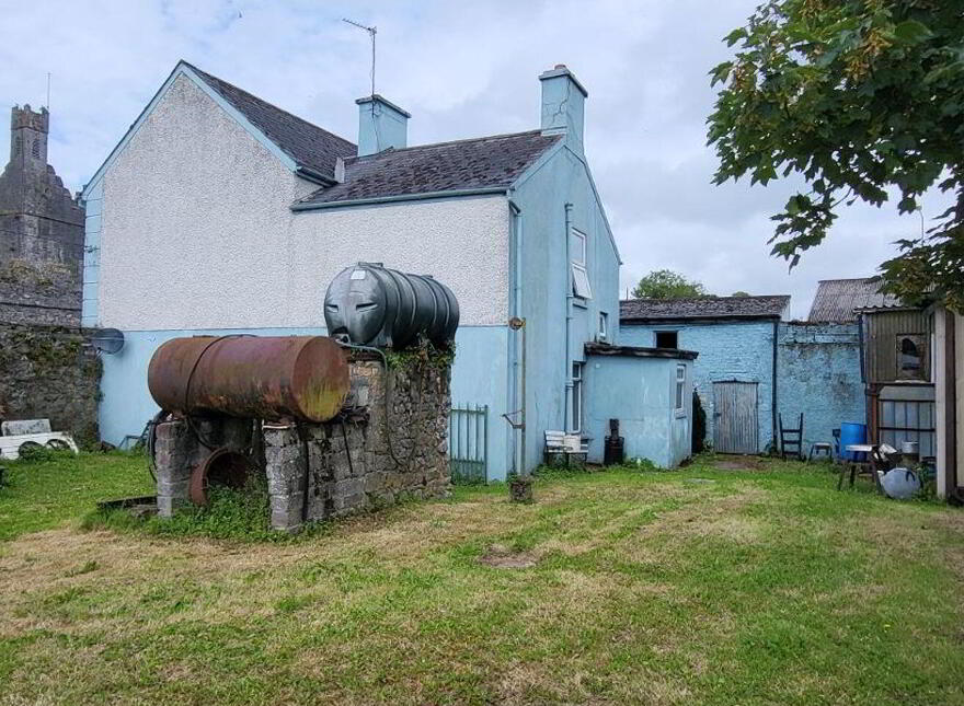 William Street, Birr, R42HF20
