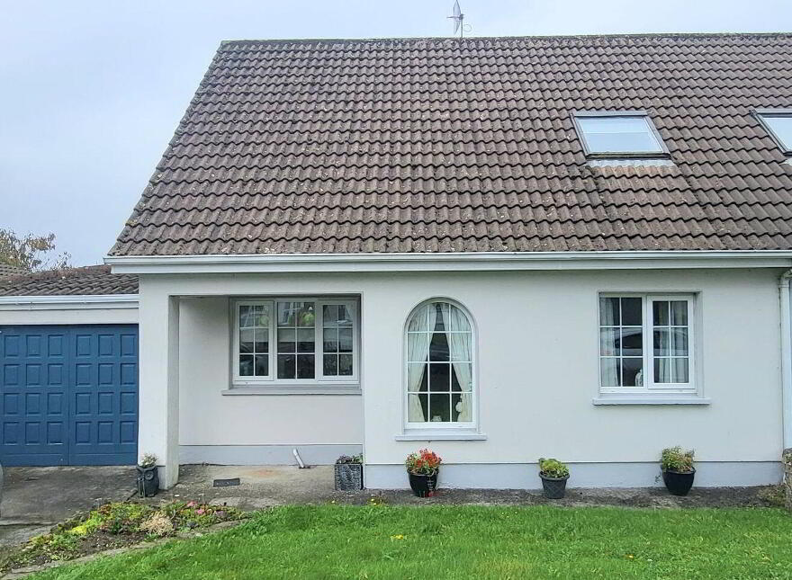 16 Hawthorn Drive, Crinkle, Crinkill, R42YA39 photo