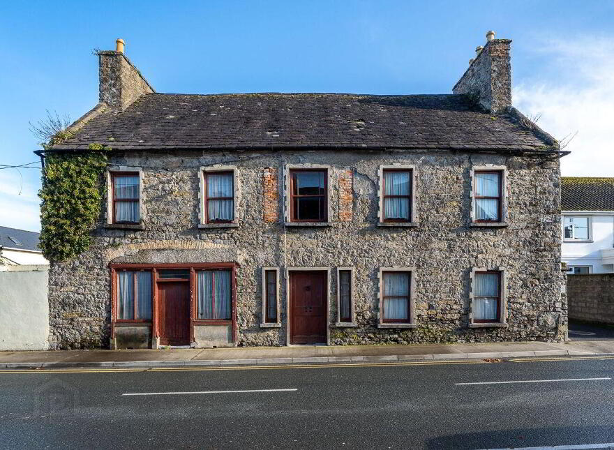 Main Street, Banagher