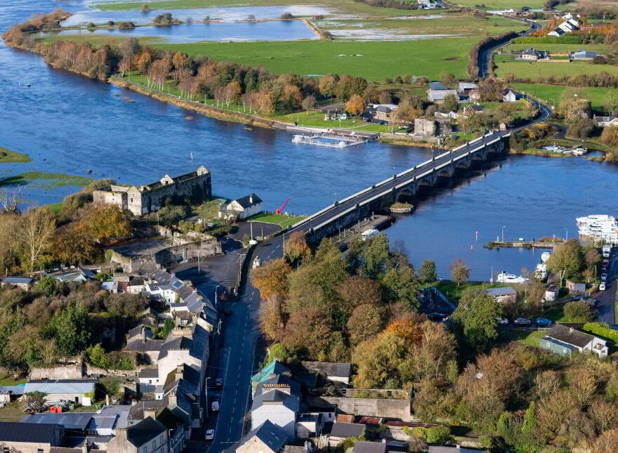 Main Street, Banagher