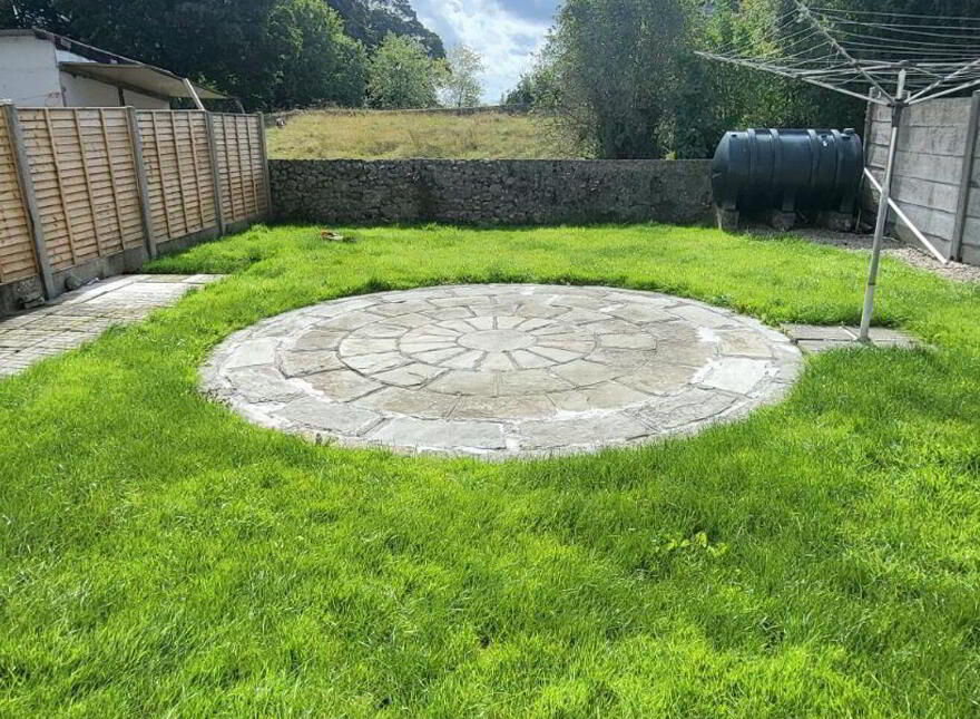 24 Westgate, Birr, R42YD80