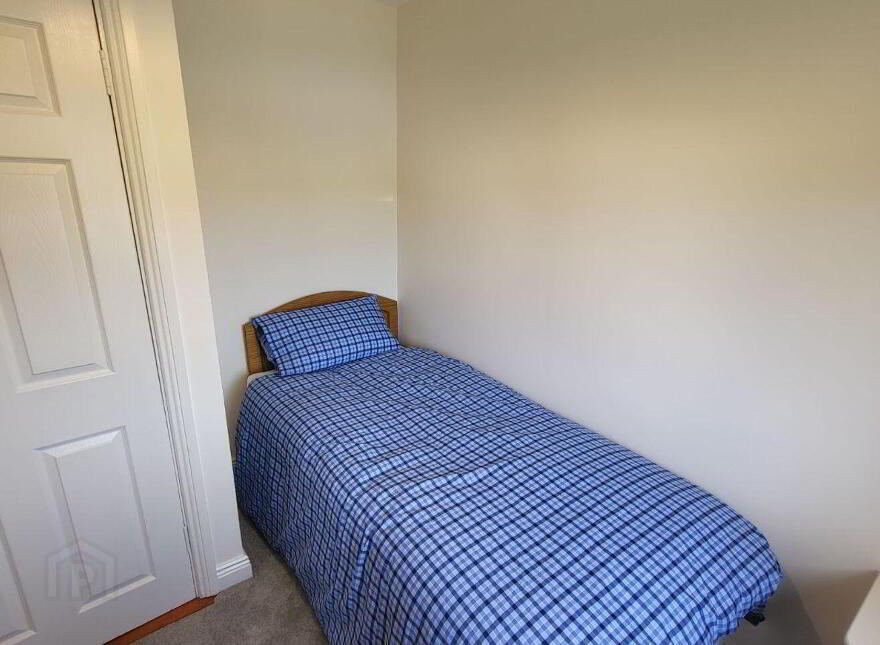24 Westgate, Birr, R42YD80