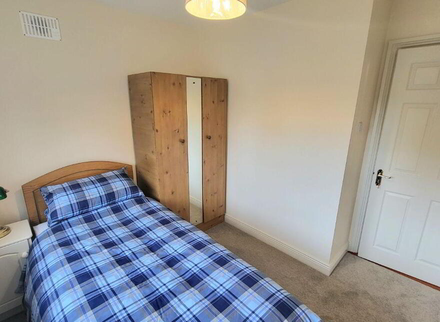 24 Westgate, Birr, R42YD80