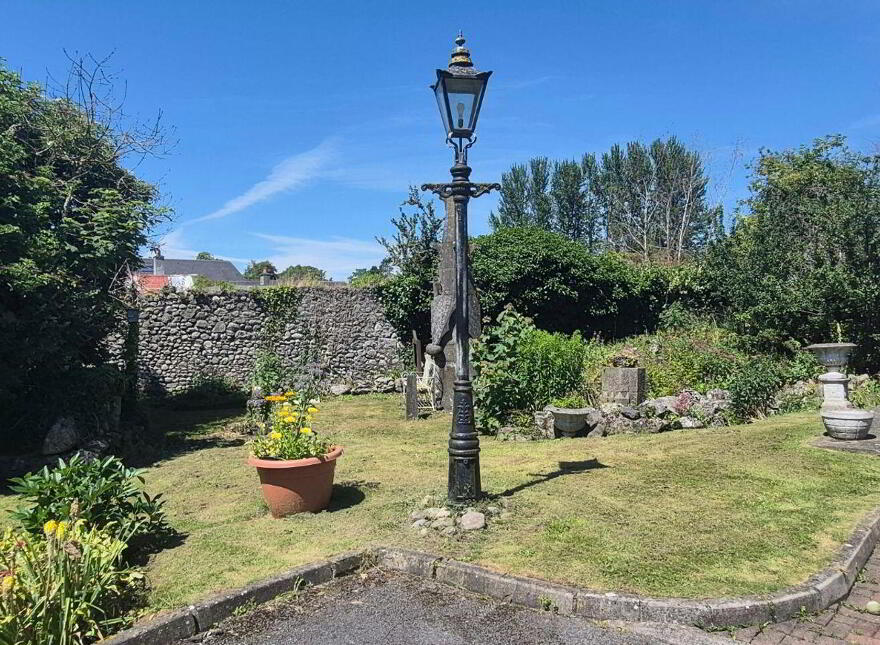 Cumberland Gardens, Emmet Street, Birr, R42Y725