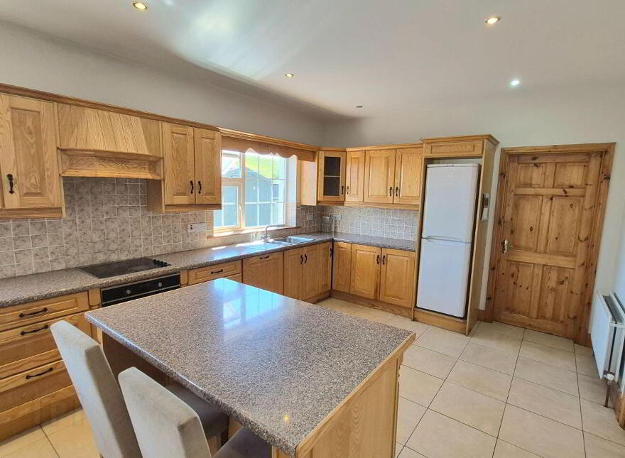 9 Hillside, Birr, R42X886