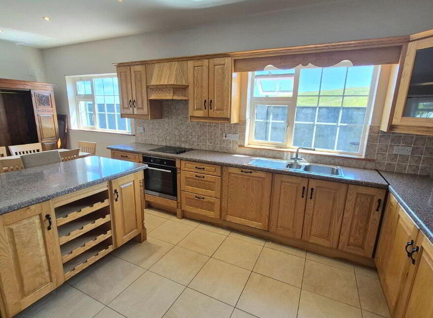 9 Hillside, Birr, R42X886