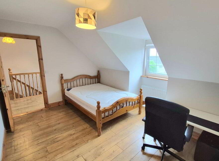 9 Hillside, Birr, R42X886