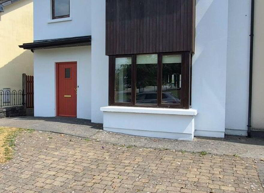 10 Corr Na Meala, Birr, R42DP65