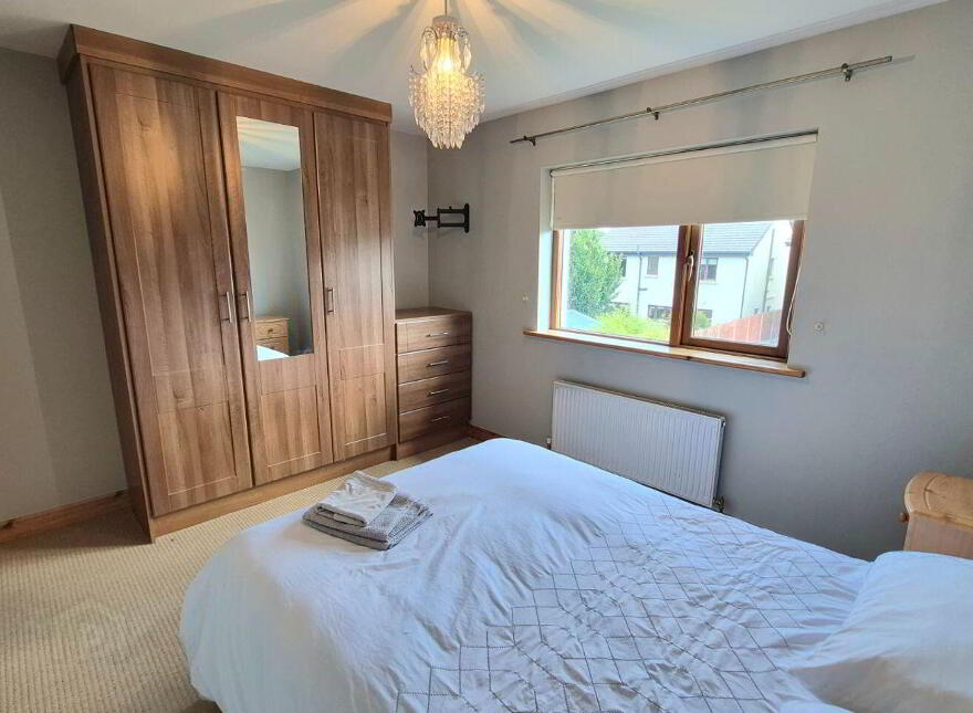 10 Corr Na Meala, Birr, R42DP65