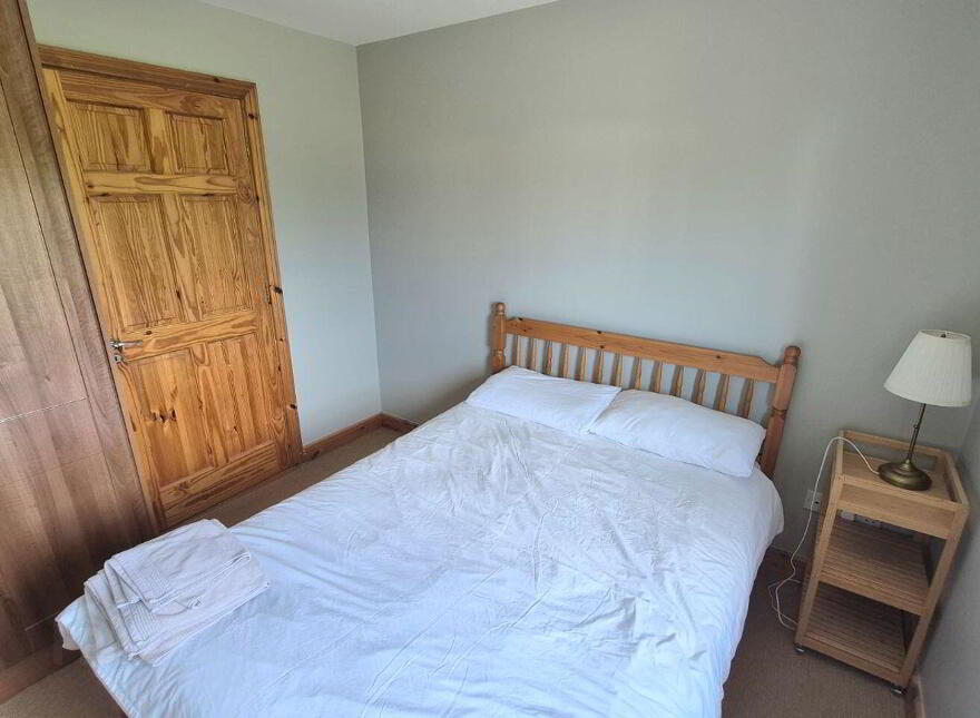 10 Corr Na Meala, Birr, R42DP65