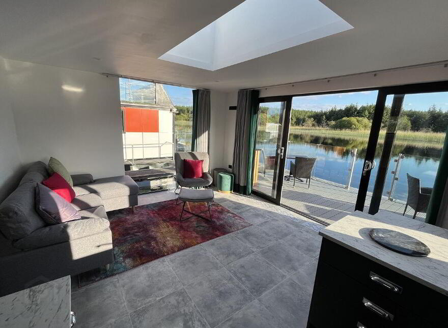Athlone Docks, Athlone, N37F8R6