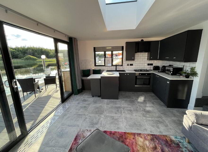 Athlone Docks, Athlone, N37F8R6