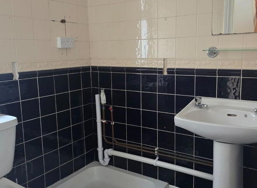 69 Glenfort, Pound Road, Castlebar, F23FY24