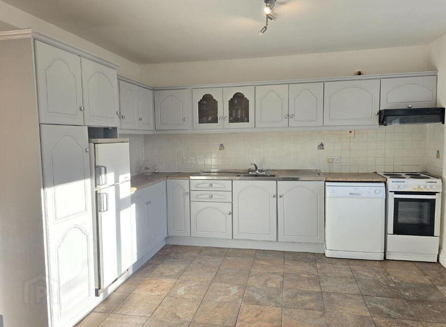 Newport Road, Castlebar, F23WD68