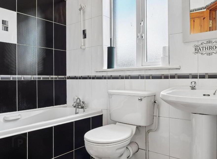 22 Glen Abhainn Crescent, Glen Abhainn, Enfield, A83P048