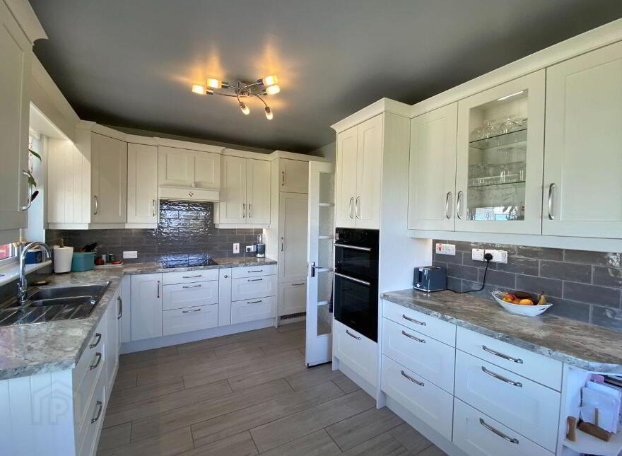 Milewater, Ballinacurra, Kinsale, P17YC81