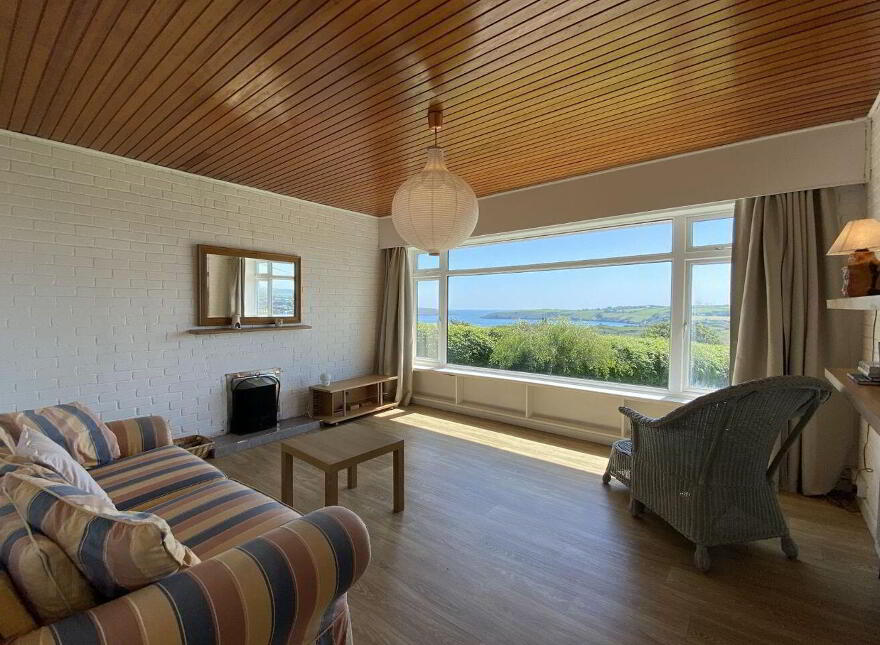 Muldron, Ardbrack, Kinsale, P17NV66