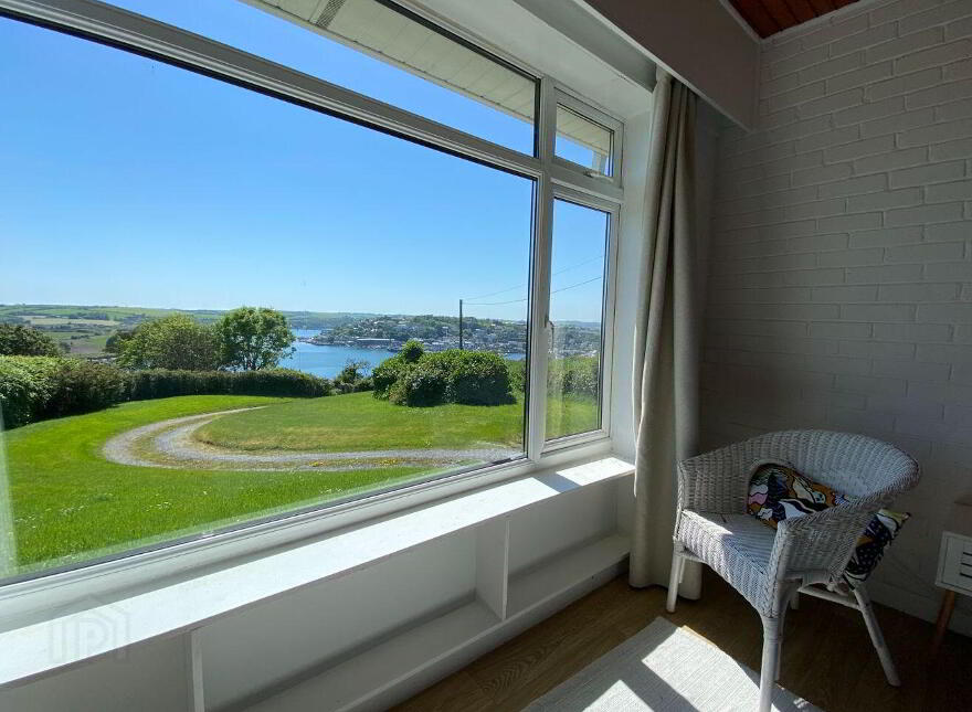 Muldron, Ardbrack, Kinsale, P17NV66