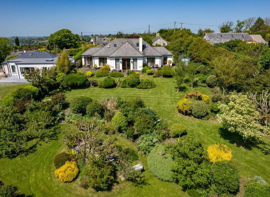 Castlelands, Castlepark, Kinsale, P17FR96