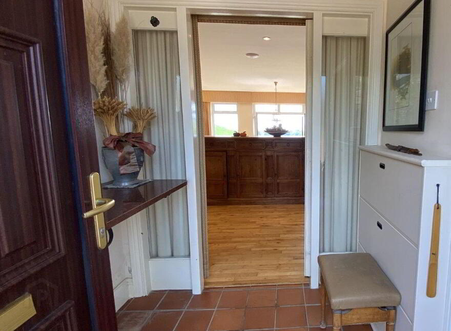 Castlelands, Castlepark, Kinsale, P17FR96