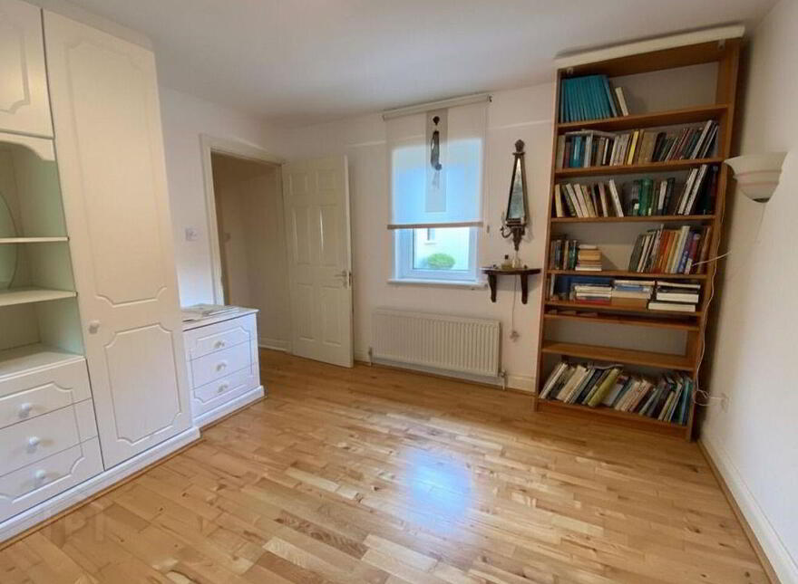 Castlelands, Castlepark, Kinsale, P17FR96