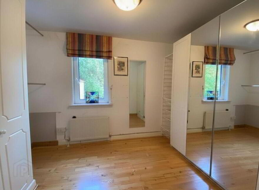 Castlelands, Castlepark, Kinsale, P17FR96