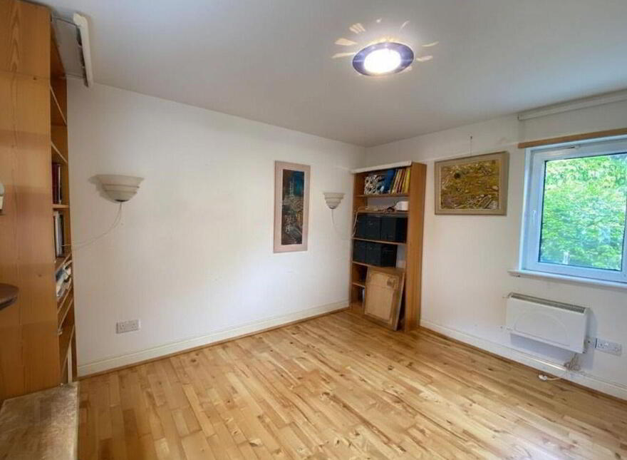 Castlelands, Castlepark, Kinsale, P17FR96
