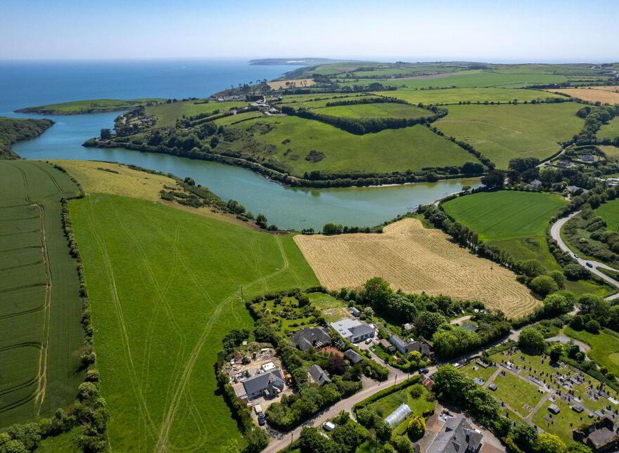 Castlelands, Castlepark, Kinsale, P17FR96