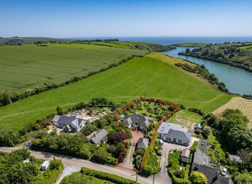 Castlelands, Castlepark, Kinsale, P17FR96