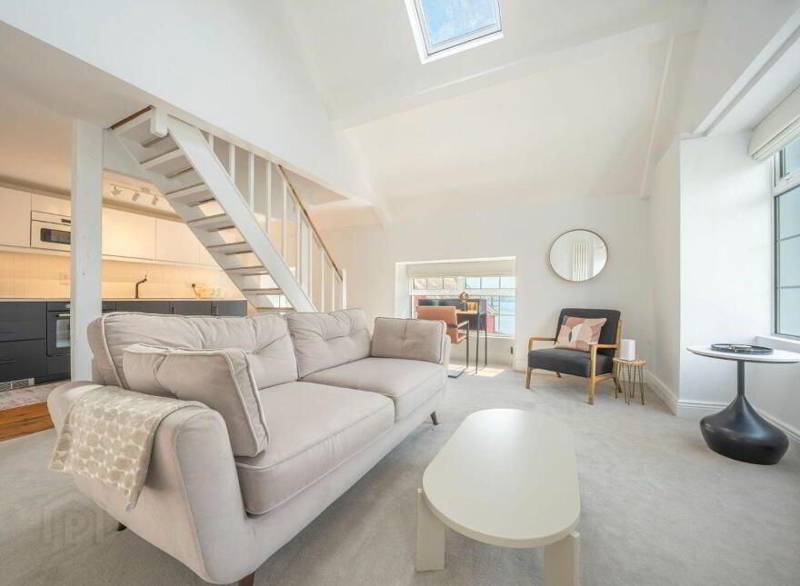 Apartment 3 Craig House Summercove, Kinsale, P17D262