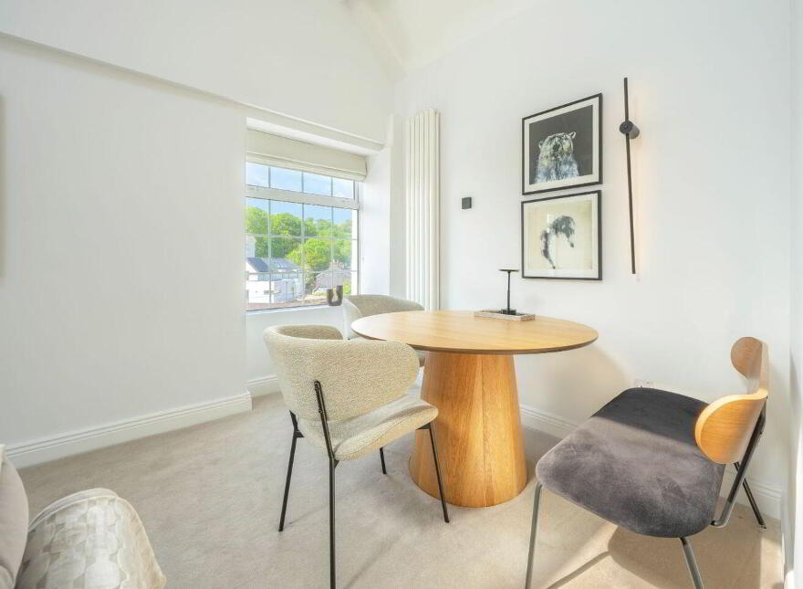 Apartment 3 Craig House Summercove, Kinsale, P17D262