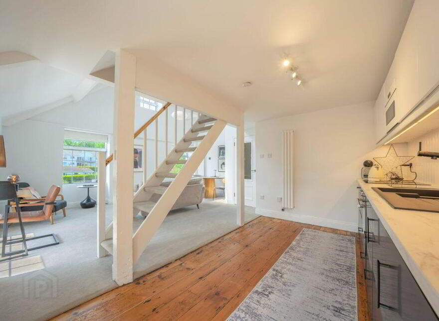 Apartment 3 Craig House Summercove, Kinsale, P17D262