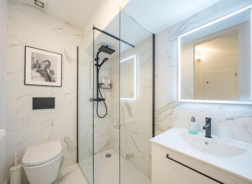 Apartment 3 Craig House Summercove, Kinsale, P17D262