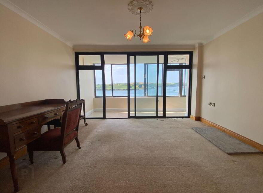 16a Ardbrack Heights, Kinsale, P17HV27