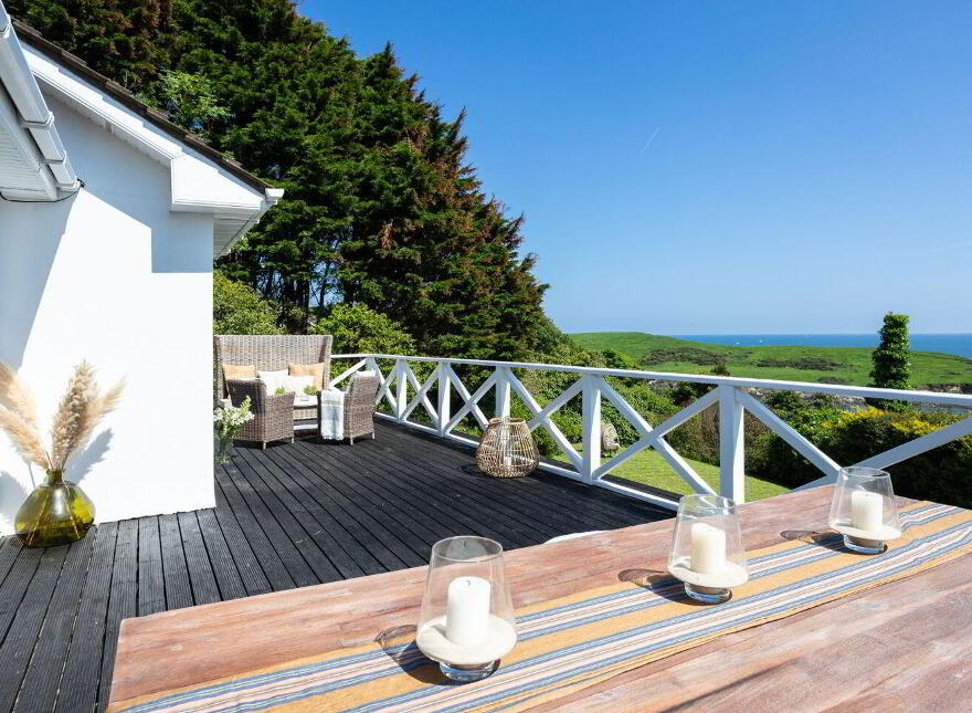 Sandycove, Kinsale, P17A328