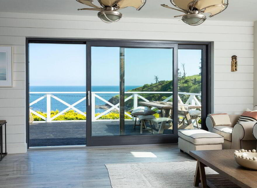 Sandycove, Kinsale, P17A328
